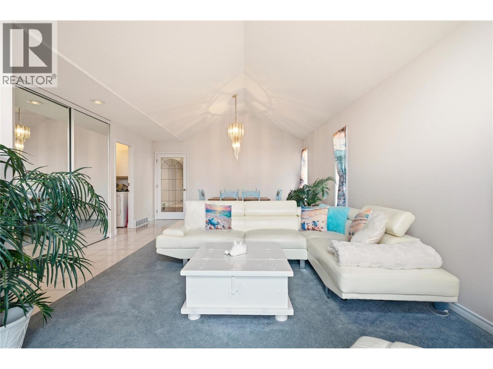 756 Springrose Way, Kelowna, British Columbia  V1W 3M2 - Photo 5 - 10386790