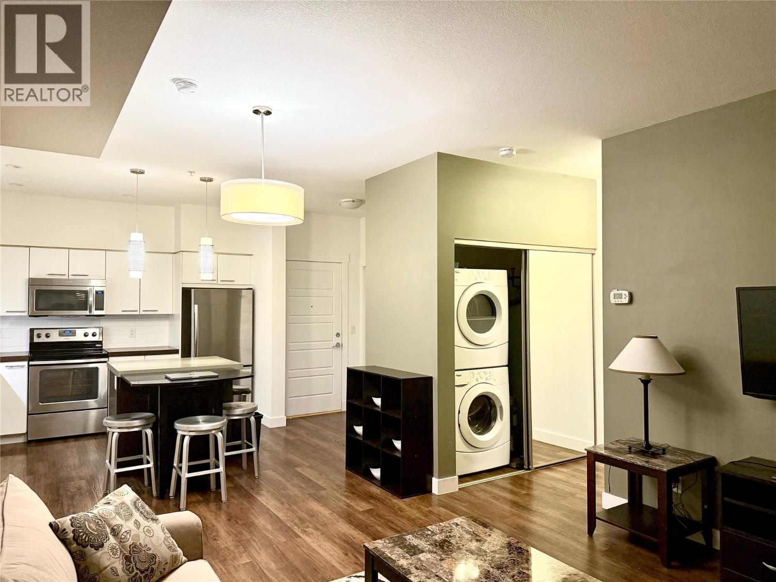975 Academy Way Unit# 216, Kelowna, British Columbia  V1V 3C8 - Photo 3 - 10386769
