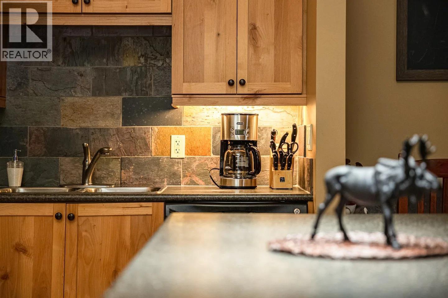 341 Fairway Drive, Kimberley, British Columbia  V1A 0B7 - Photo 7 - 10386703