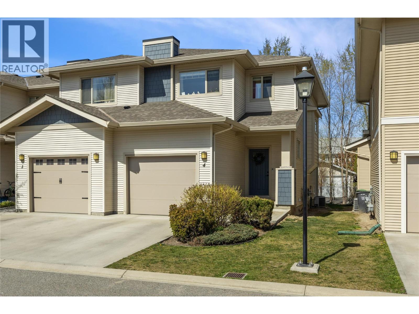335 Gerstmar Road Unit# 4, kelowna, British Columbia