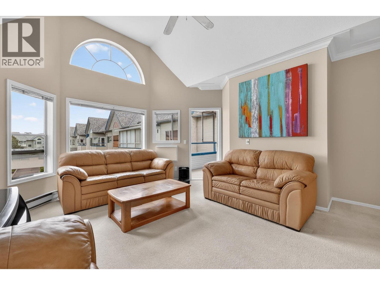 877 Klo Road Unit# 303, Kelowna, British Columbia  V1Y 9R1 - Photo 2 - 10386450
