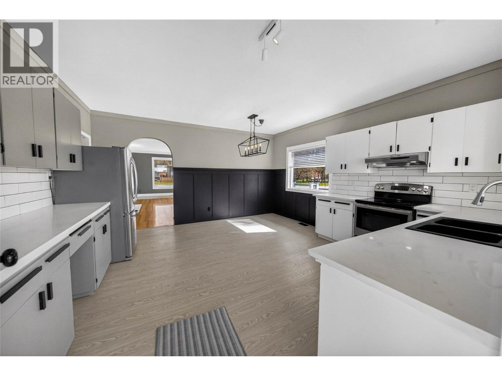 311 307th Avenue, Kimberley, British Columbia  V1A 3G8 - Photo 9 - 10386442