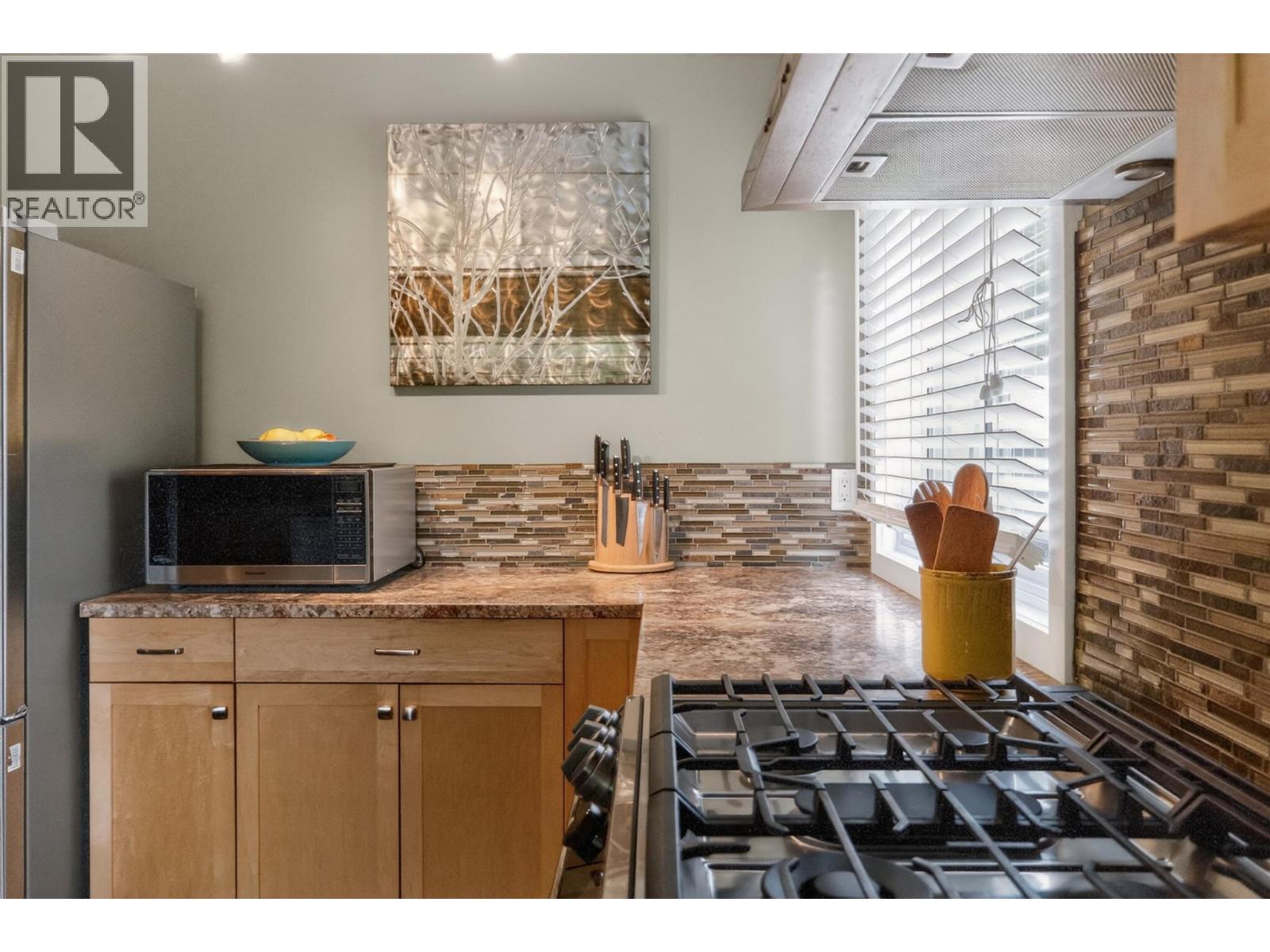 902 26th Street, Castlegar, British Columbia  V1N 3Z4 - Photo 13 - 10386845