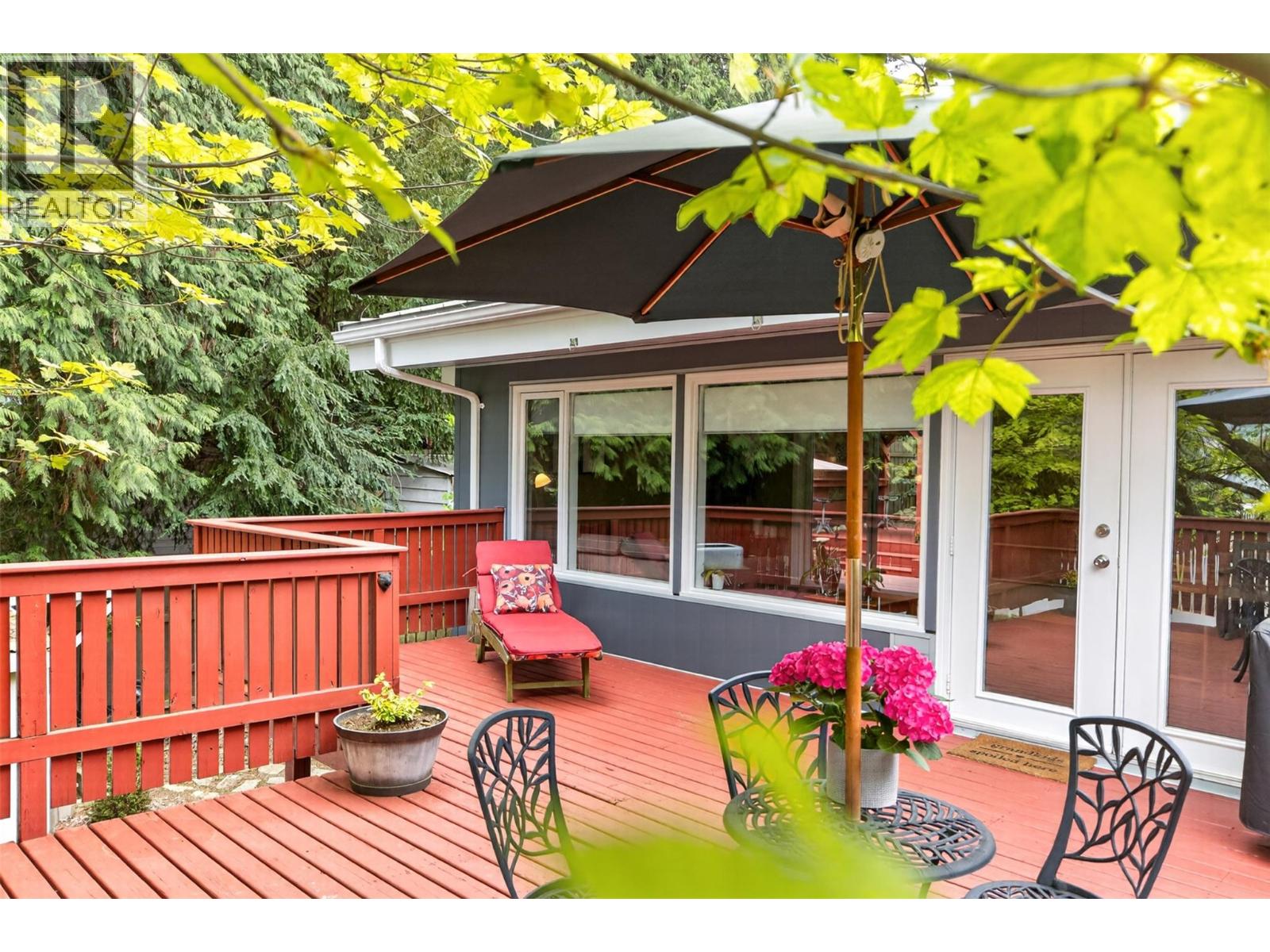902 26th Street, Castlegar, British Columbia  V1N 3Z4 - Photo 24 - 10386845
