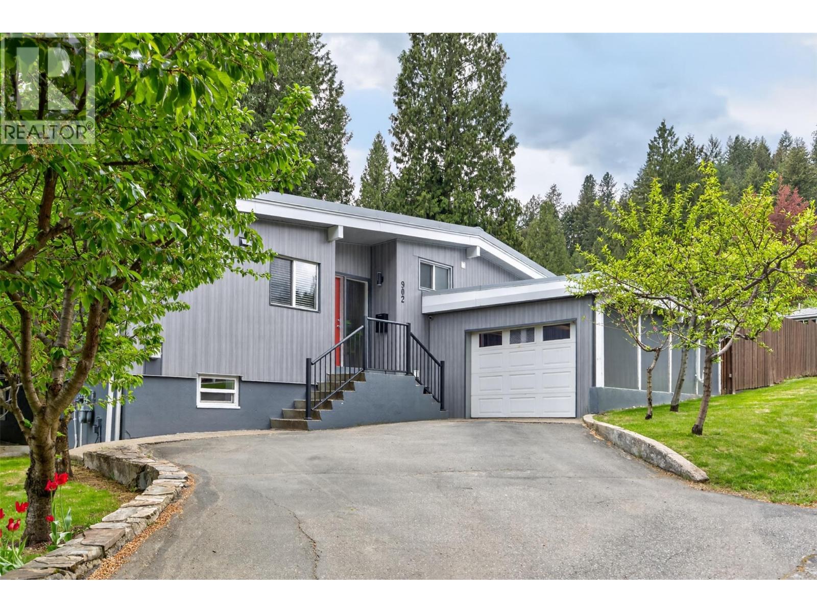 902 26th Street, Castlegar, British Columbia  V1N 3Z4 - Photo 43 - 10386845