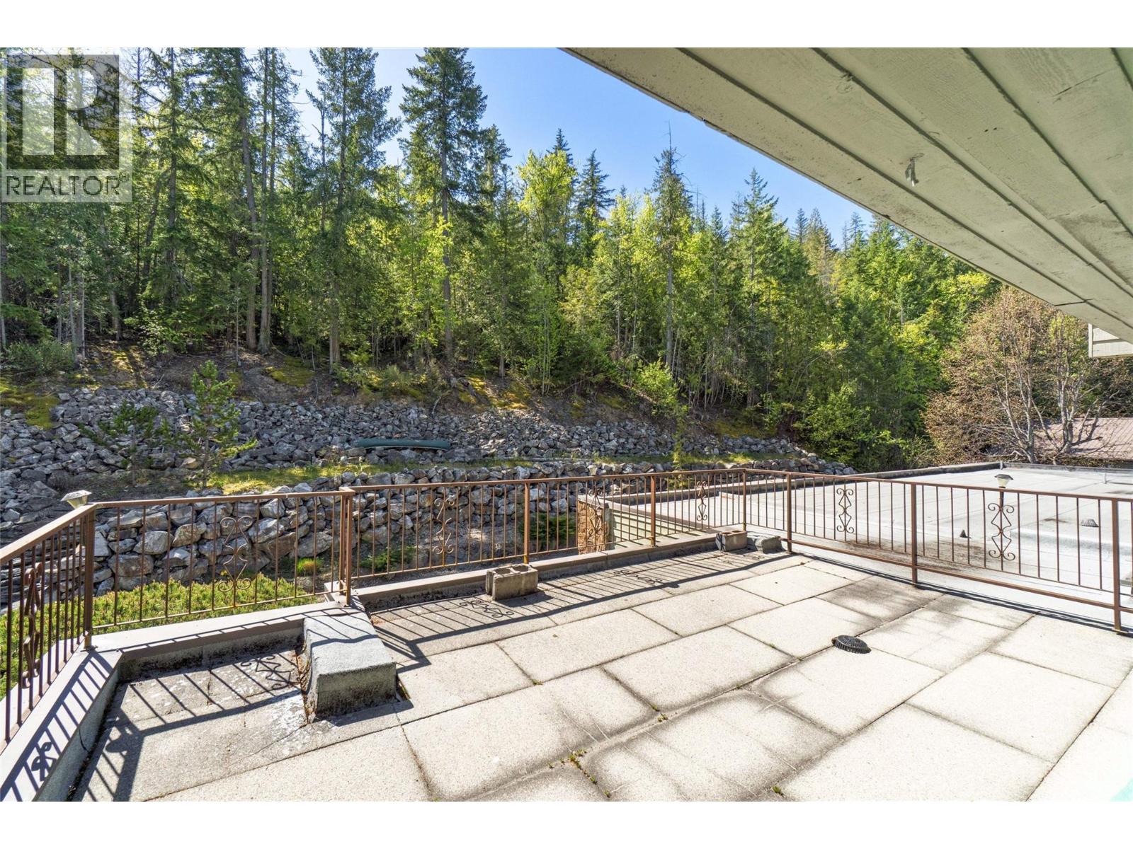 2924 Eagle Bay Road Unit# 1 To 5, Blind Bay, British Columbia  V0E 1H1 - Photo 82 - 10386825