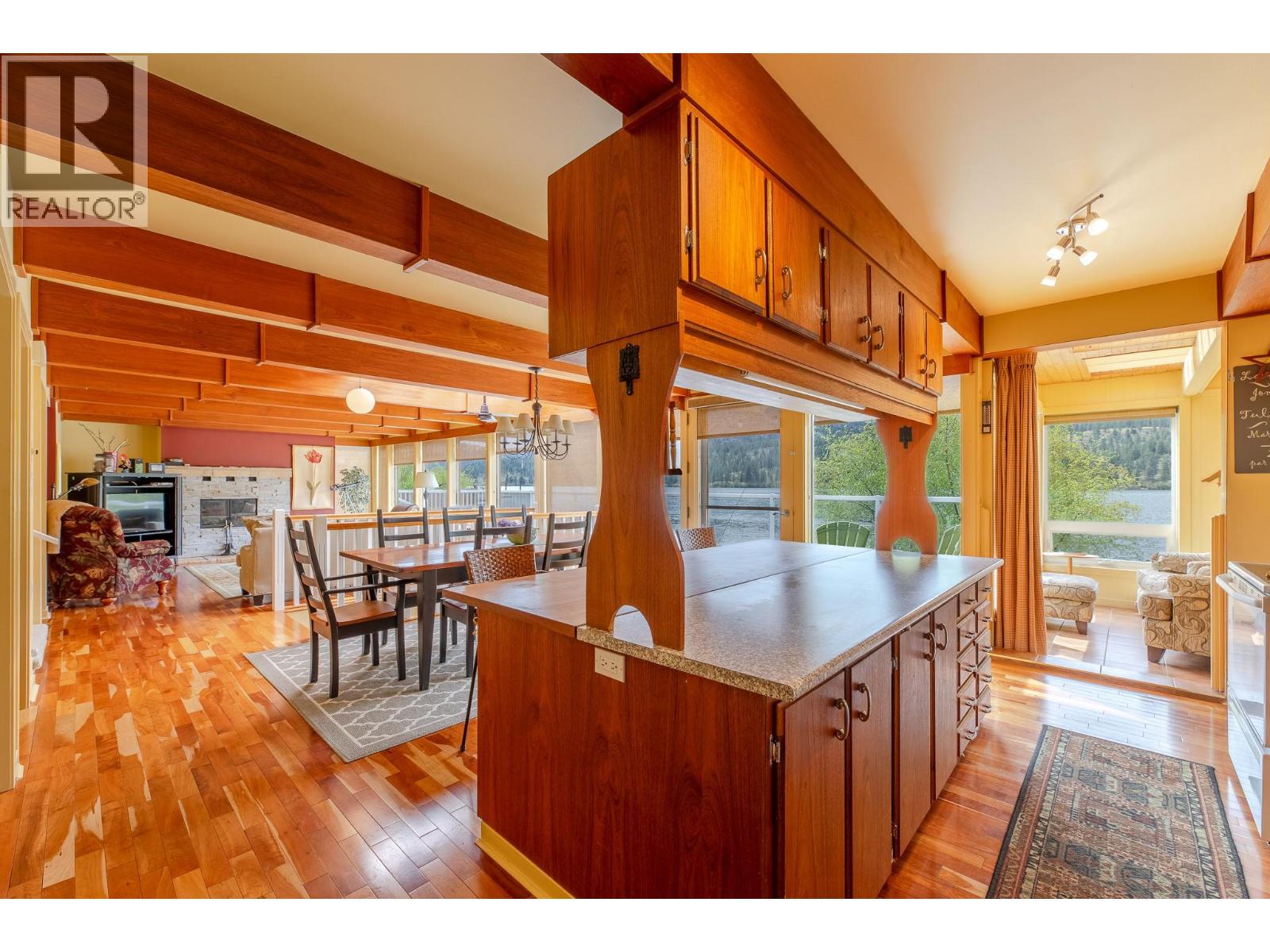 3120 Vaseux Lake Crescent, Okanagan Falls, British Columbia  V0H 1R2 - Photo 22 - 10383243