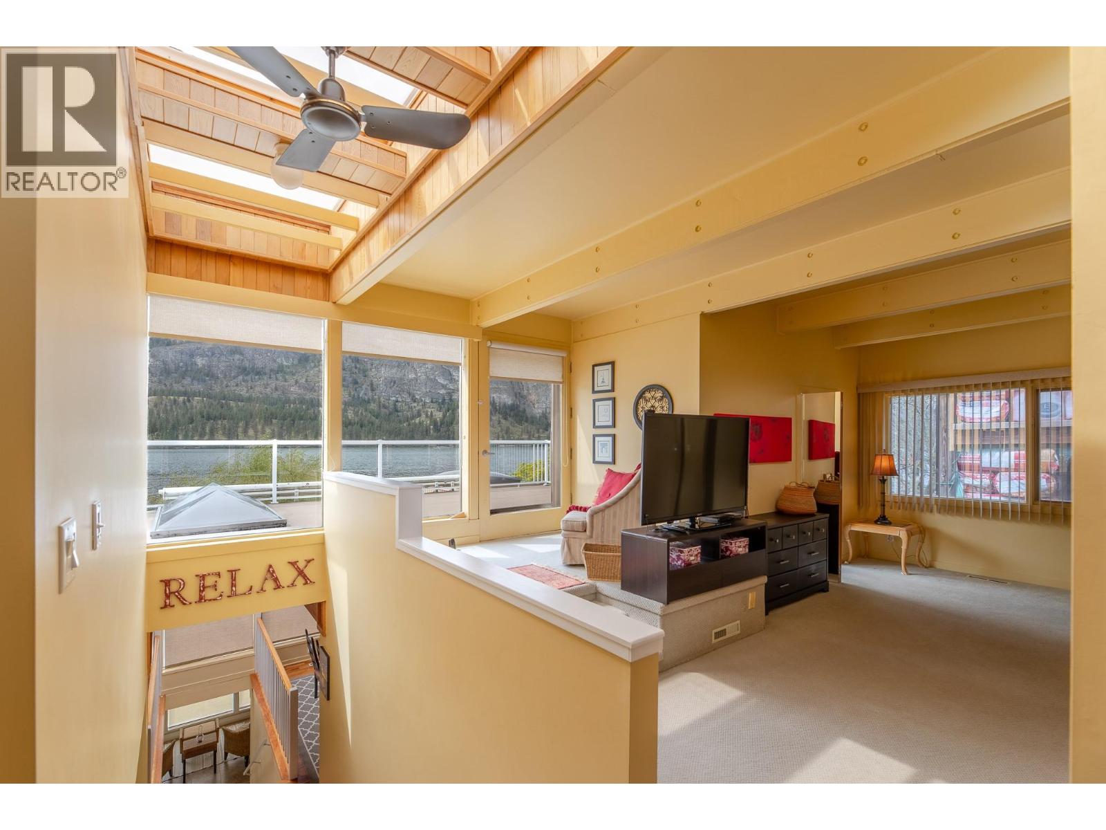 3120 Vaseux Lake Crescent, Okanagan Falls, British Columbia  V0H 1R2 - Photo 40 - 10383243