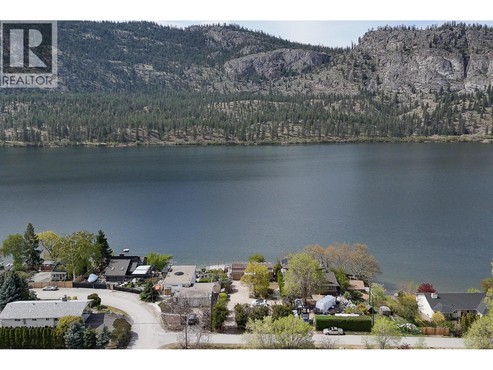 3120 Vaseux Lake Crescent, Okanagan Falls, British Columbia  V0H 1R2 - Photo 7 - 10383243