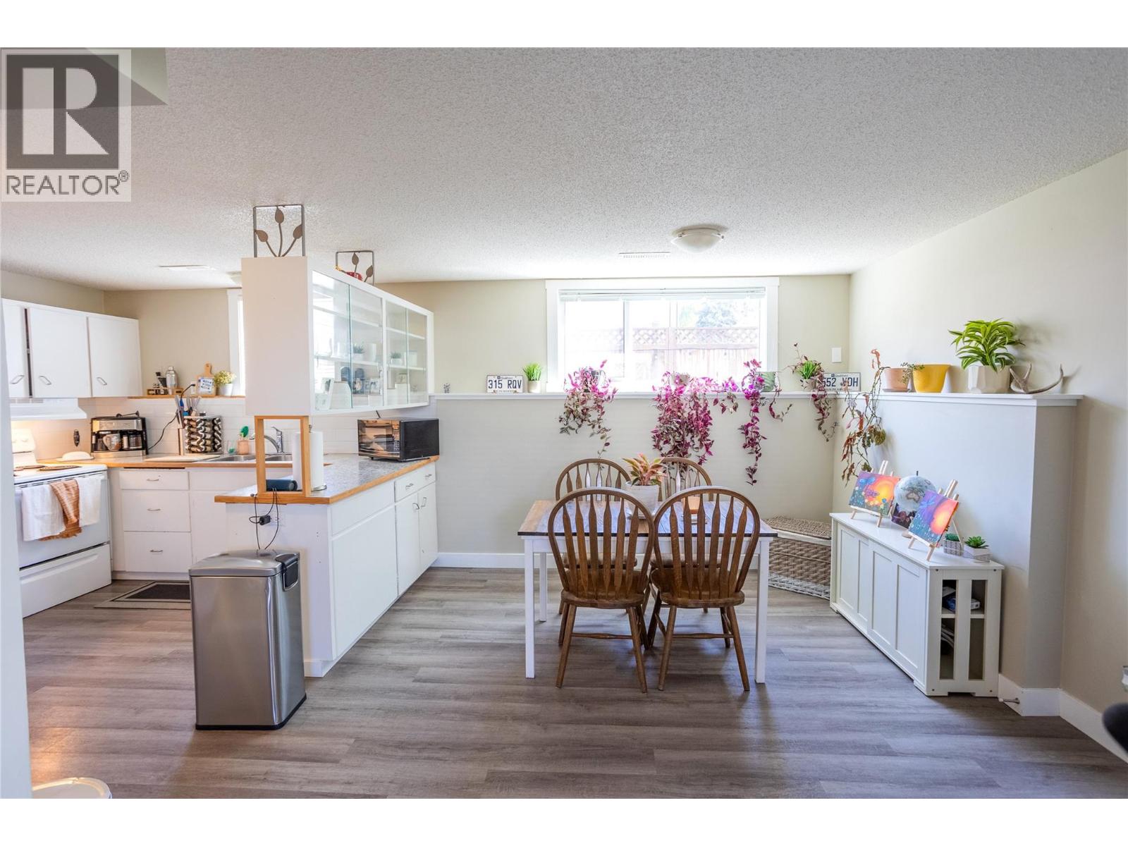 530 Roanoke Avenue, Kelowna, British Columbia  V1Y 7K5 - Photo 22 - 10381576