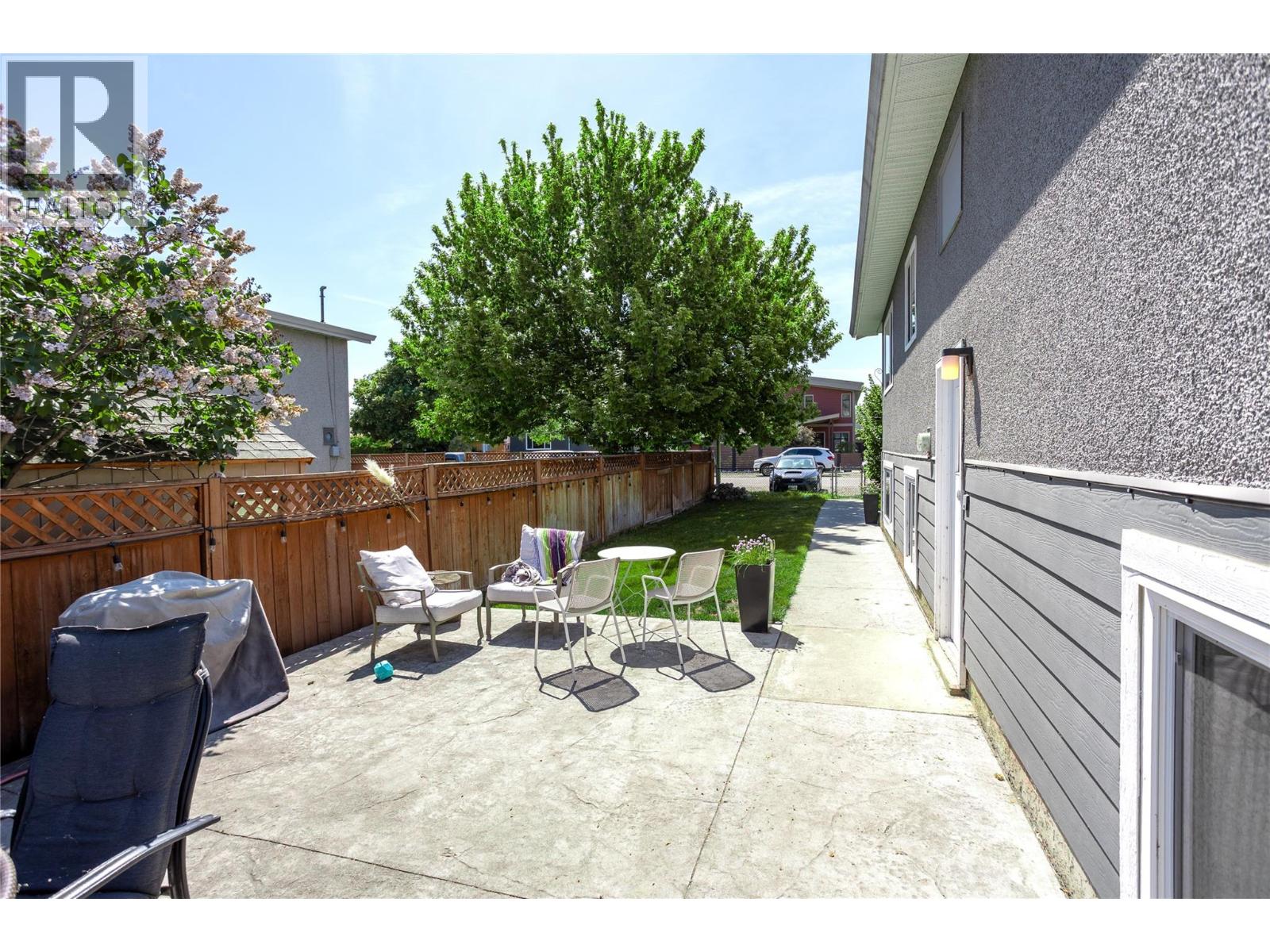 530 Roanoke Avenue, Kelowna, British Columbia  V1Y 7K5 - Photo 30 - 10381576