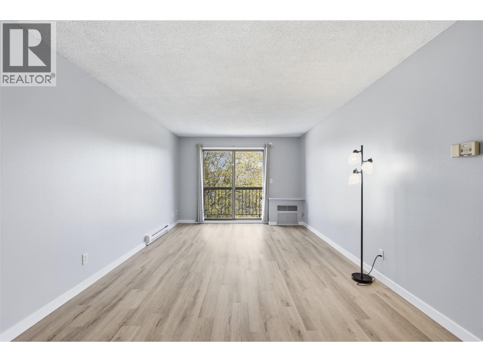 1595 Summit Drive Unit# 22, Kamloops, British Columbia  V2E 1E9 - Photo 5 - 10386877
