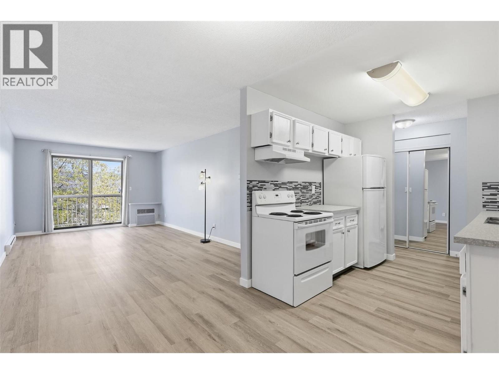 1595 Summit Drive Unit# 22, Kamloops, British Columbia  V2E 1E9 - Photo 7 - 10386877