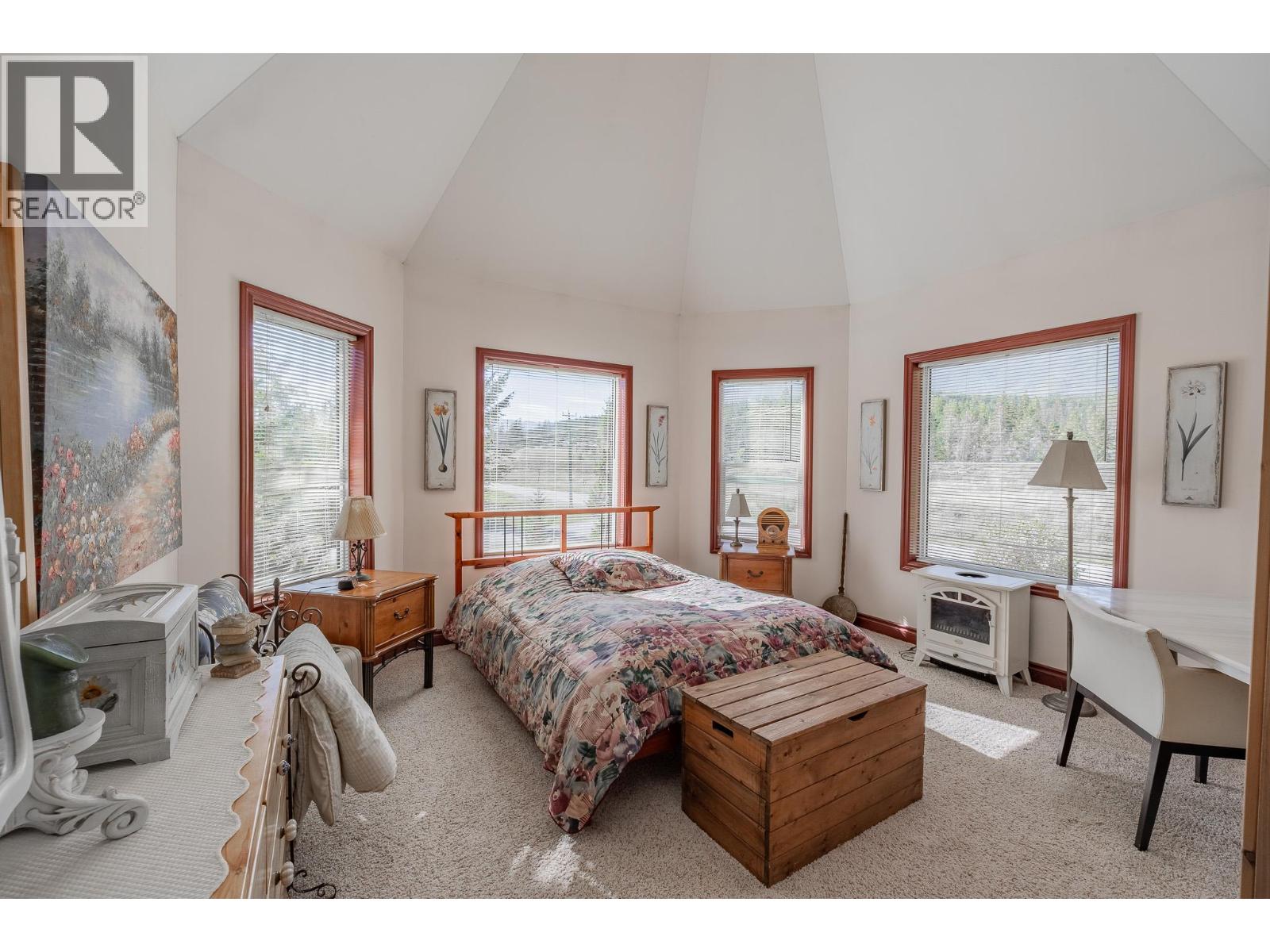 6823 Columbia Ridge Drive, Fairmont Hot Springs, British Columbia  V0B 1L2 - Photo 28 - 10386919