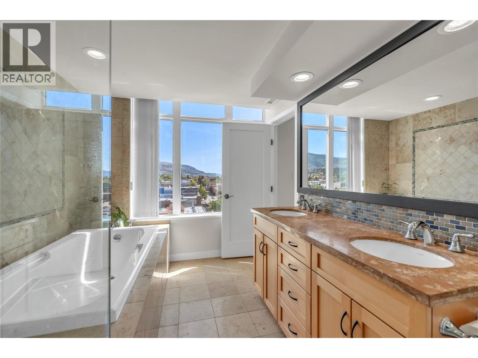 160 Lakeshore Drive Unit# 1006, Penticton, British Columbia  V2A 9C2 - Photo 21 - 10386083