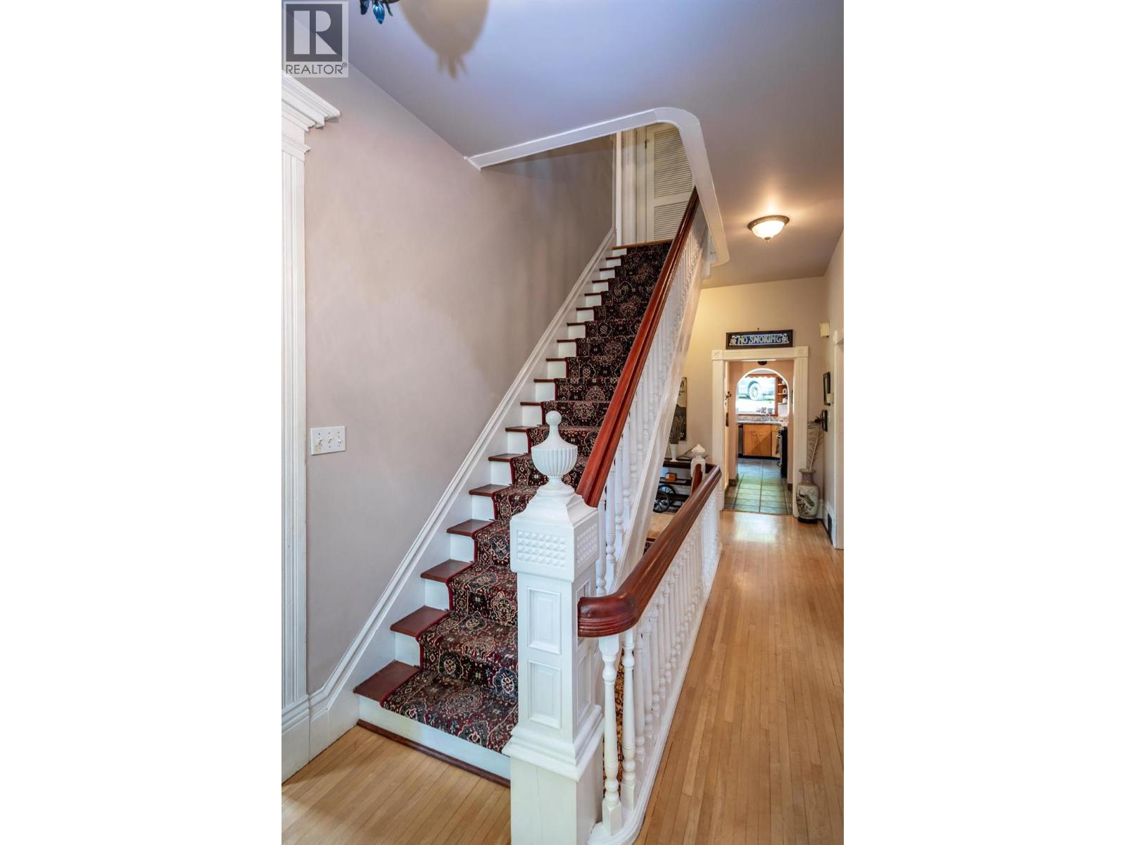 519 Cedar Street, Nelson, British Columbia  V1L 2C2 - Photo 30 - 10382087