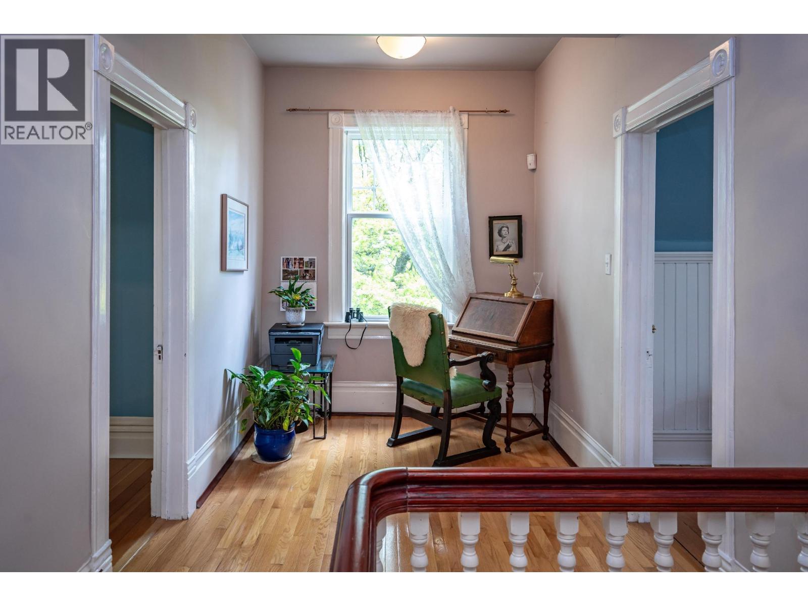 519 Cedar Street, Nelson, British Columbia  V1L 2C2 - Photo 33 - 10382087