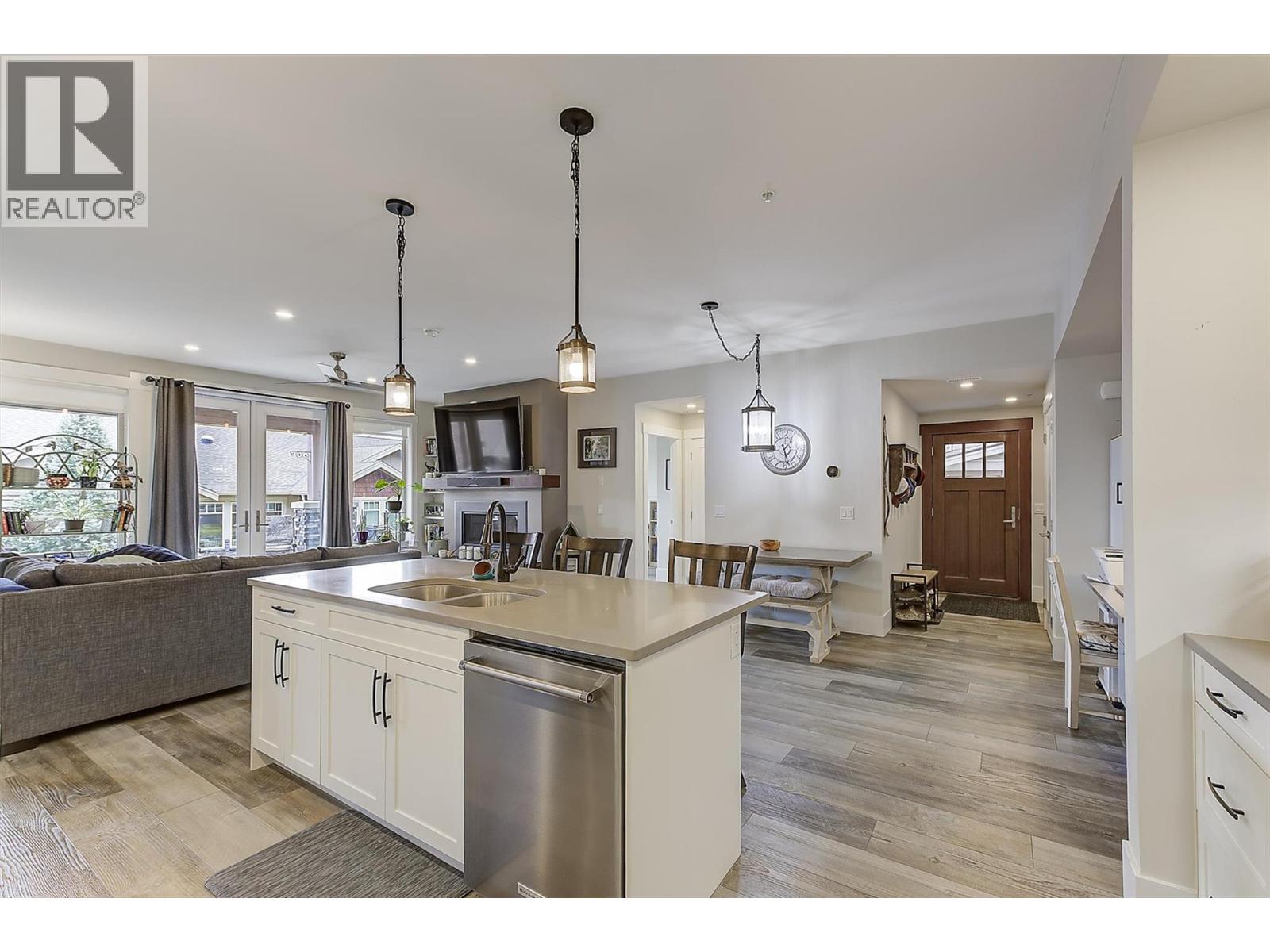 4000 Redstone Crescent Unit# 222, Peachland, British Columbia  V0H 1X5 - Photo 14 - 10386888