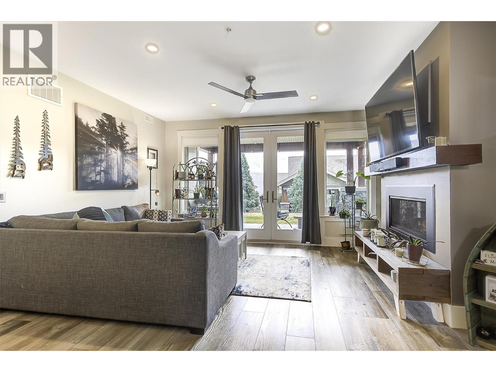 4000 Redstone Crescent Unit# 222, Peachland, British Columbia  V0H 1X5 - Photo 5 - 10386888