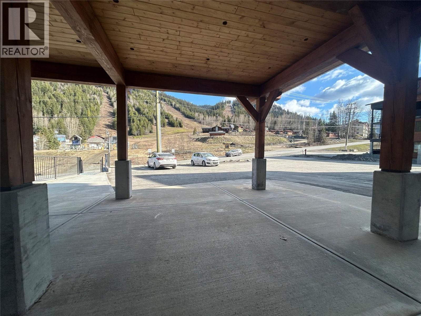 1130 Sun Peaks Road Unit# A & B, Sun Peaks, British Columbia  V0E 5N0 - Photo 6 - 10386360