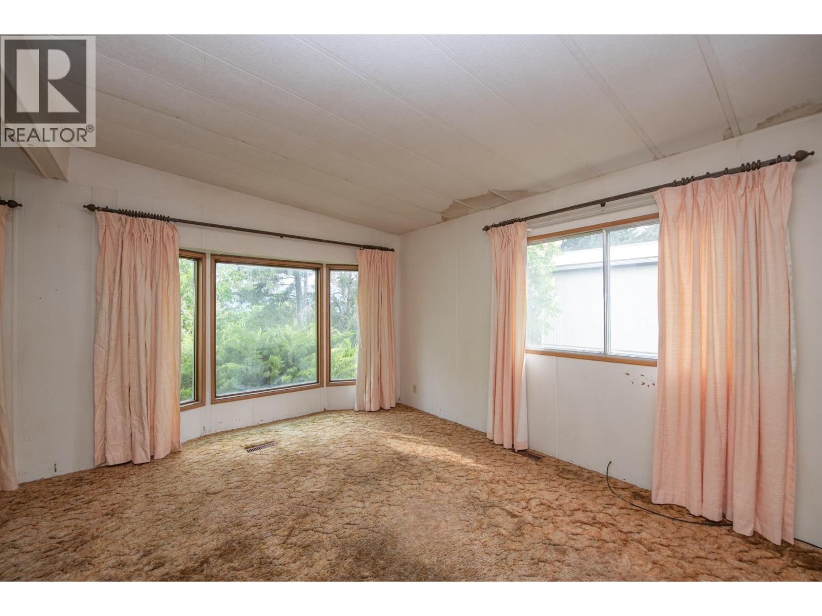 844 Hutley Road Unit# 36, Spallumcheen, British Columbia  V0E 1B7 - Photo 12 - 10386950