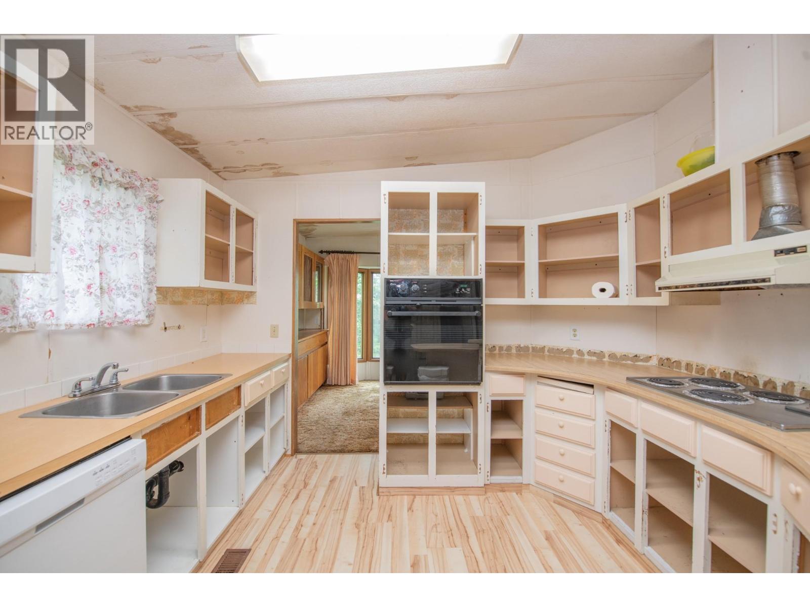 844 Hutley Road Unit# 36, Spallumcheen, British Columbia  V0E 1B7 - Photo 6 - 10386950