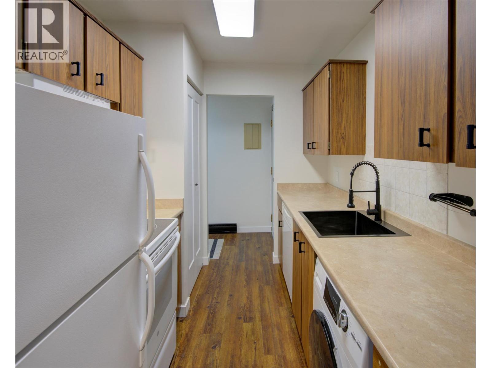 3704 27 Avenue Unit# 108, Vernon, British Columbia  V1T 1S6 - Photo 4 - 10386978