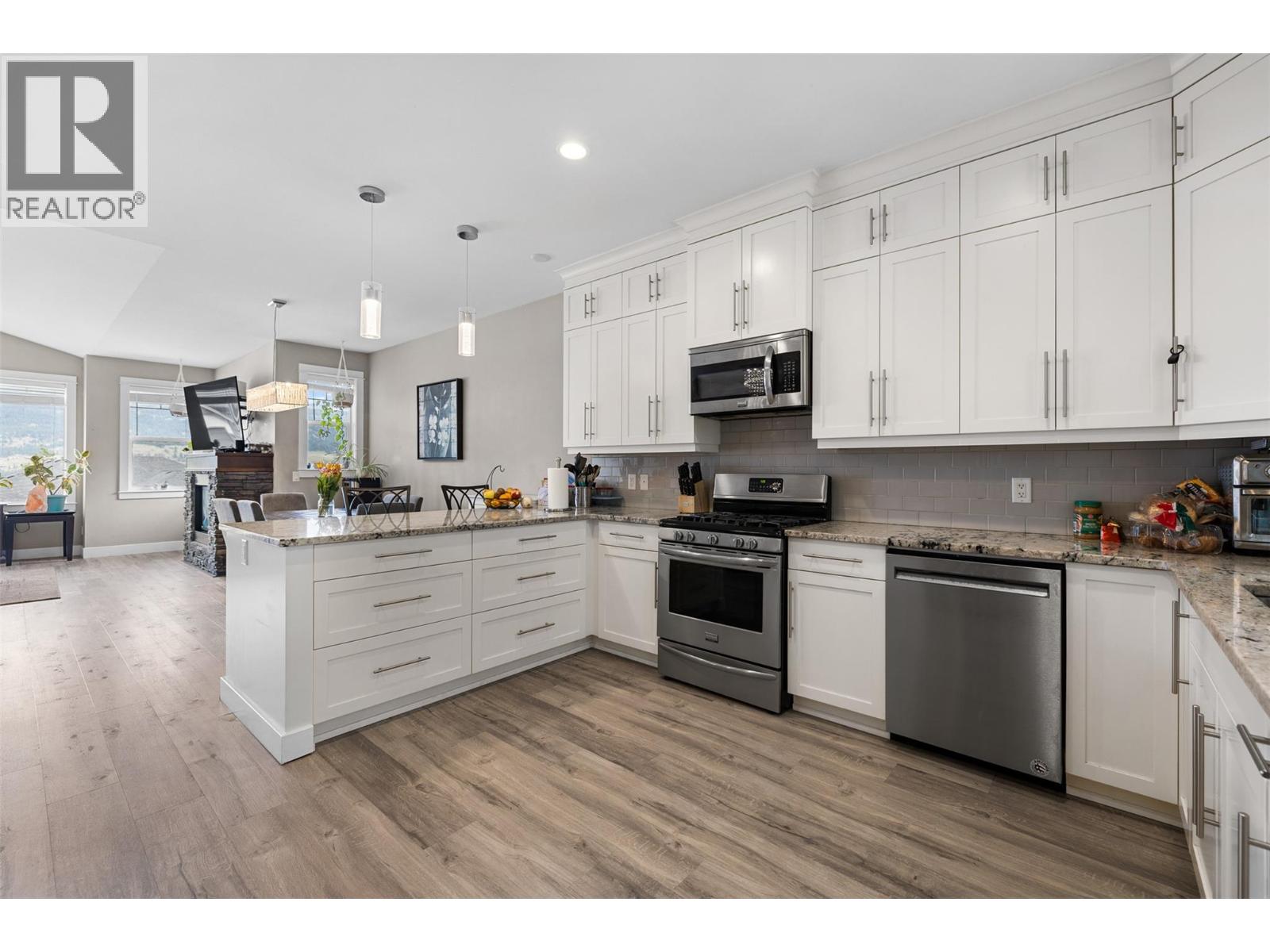 13272 Shoreline Drive, Lake Country, British Columbia  V4V 2T2 - Photo 7 - 10386393