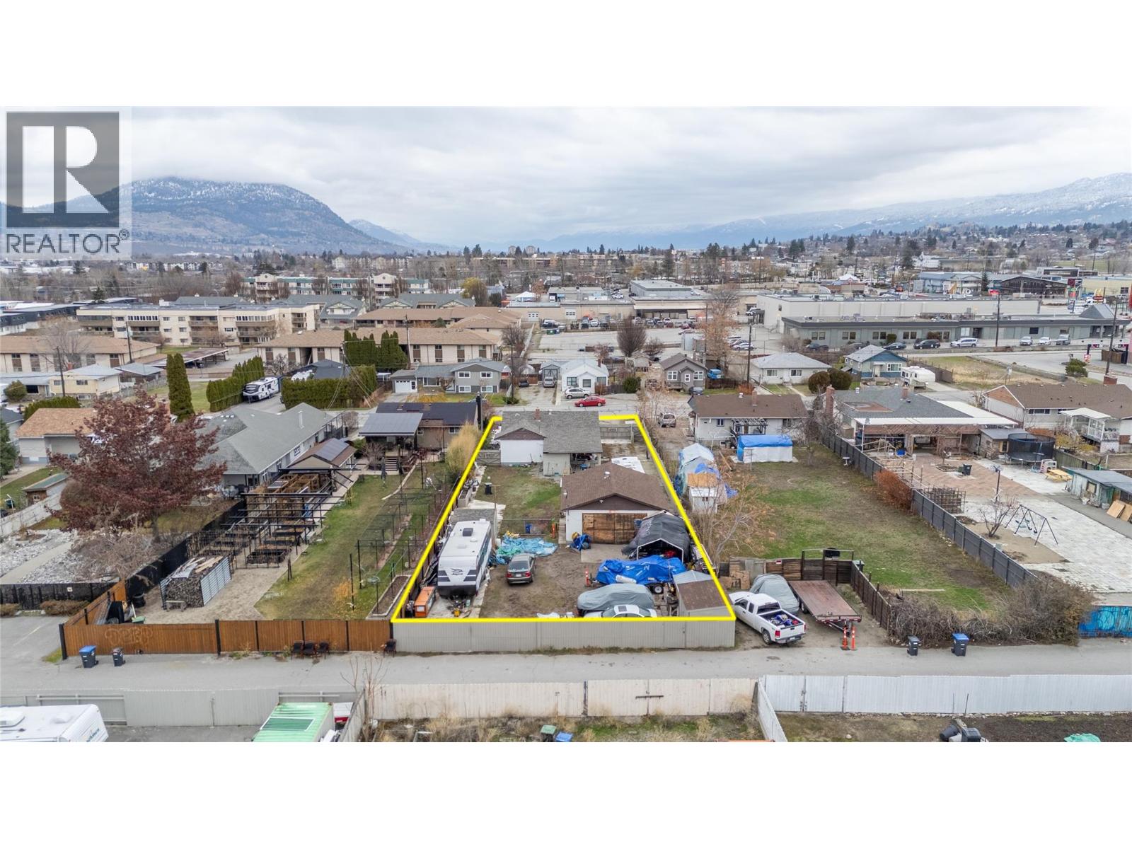 52 Okanagan Avenue W, Penticton, British Columbia  V2A 3K9 - Photo 2 - 10386623