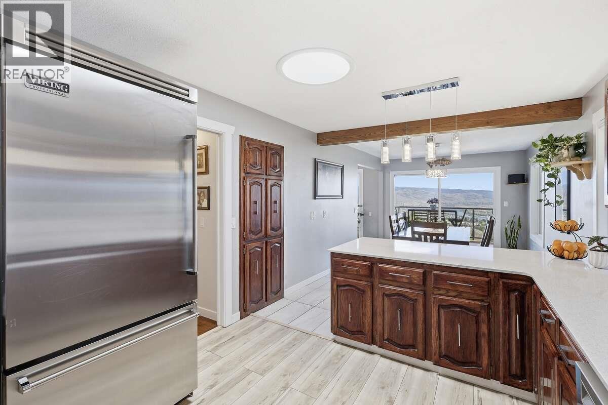 420 Gleneagles Drive, Kamloops, British Columbia  V2E 1Z4 - Photo 14 - 10387013