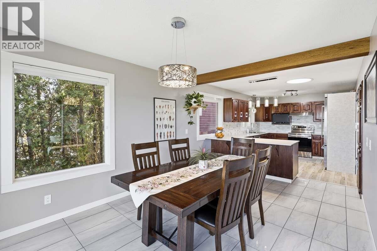 420 Gleneagles Drive, Kamloops, British Columbia  V2E 1Z4 - Photo 7 - 10387013