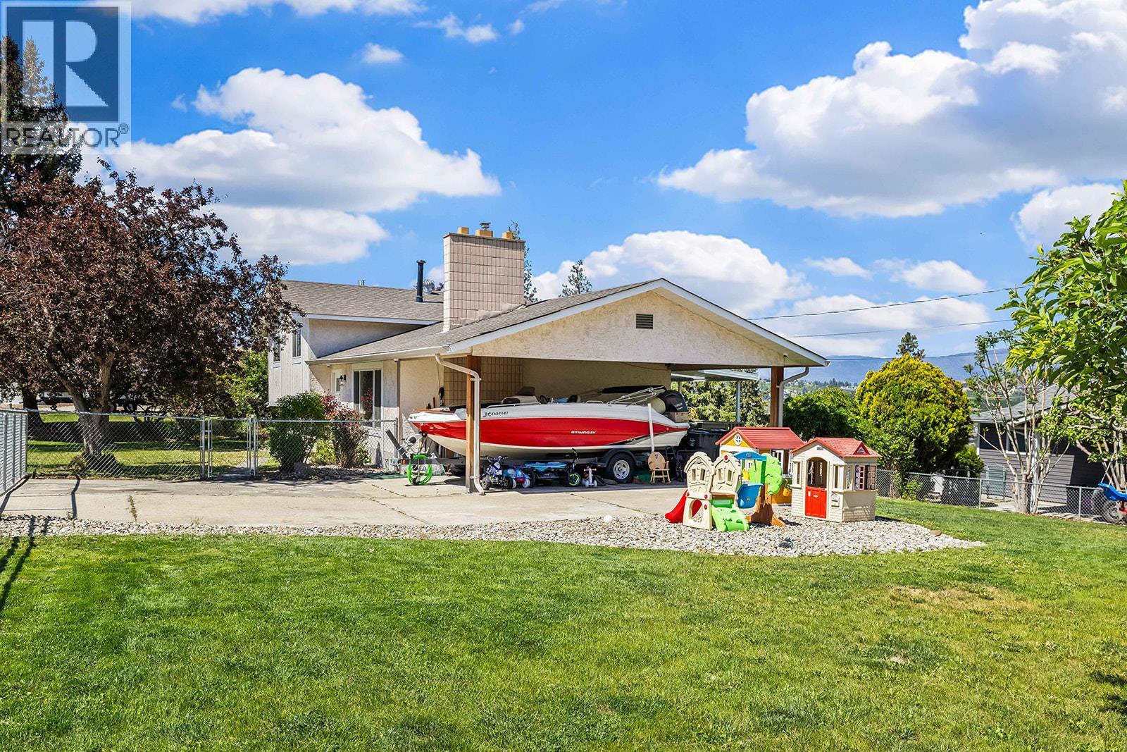 10694 Bonnie Drive, Lake Country, British Columbia  V4V 1W1 - Photo 3 - 10386983