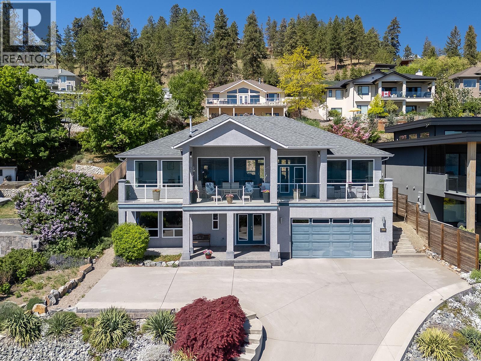 6498 Sherburn Road, peachland, British Columbia