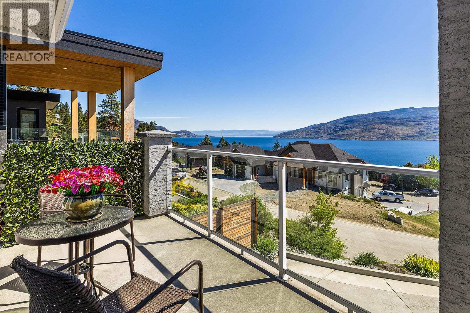 6498 Sherburn Road, Peachland, British Columbia  V0H 1X7 - Photo 12 - 10386925