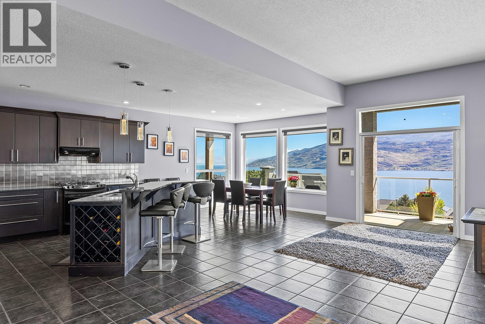 6498 Sherburn Road, Peachland, British Columbia  V0H 1X7 - Photo 3 - 10386925