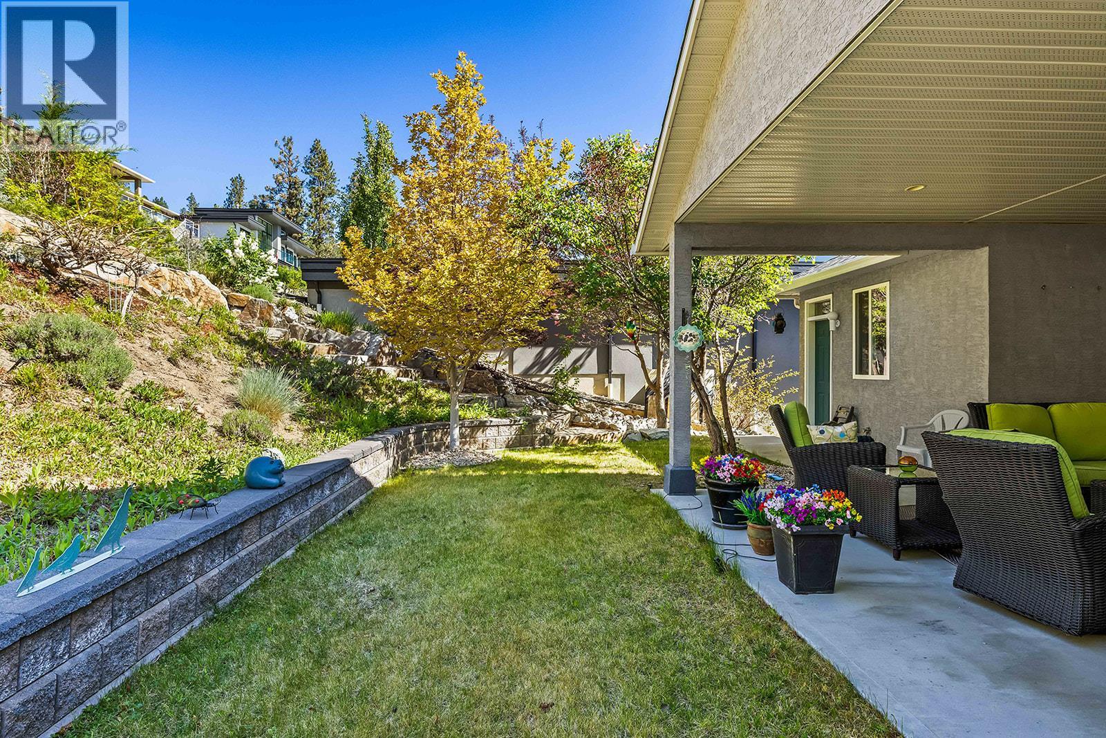 6498 Sherburn Road, Peachland, British Columbia  V0H 1X7 - Photo 39 - 10386925