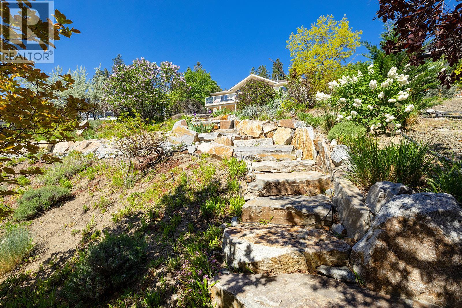 6498 Sherburn Road, Peachland, British Columbia  V0H 1X7 - Photo 40 - 10386925