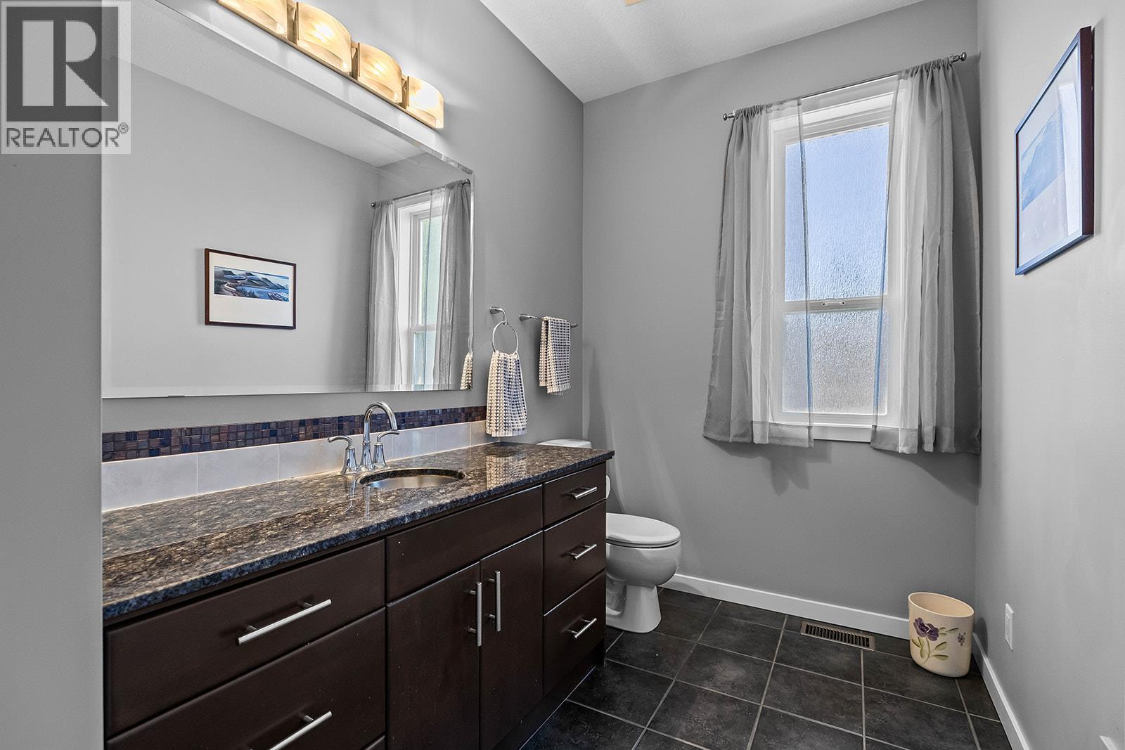 6498 Sherburn Road, Peachland, British Columbia  V0H 1X7 - Photo 44 - 10386925