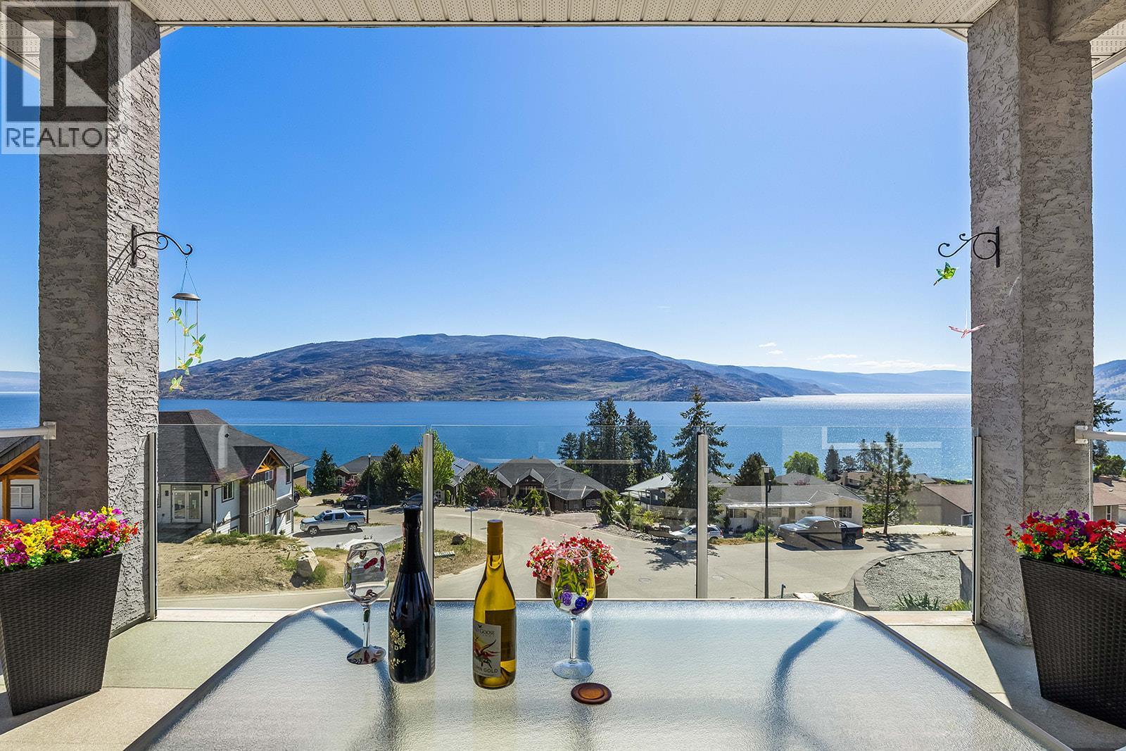 6498 Sherburn Road, Peachland, British Columbia  V0H 1X7 - Photo 9 - 10386925
