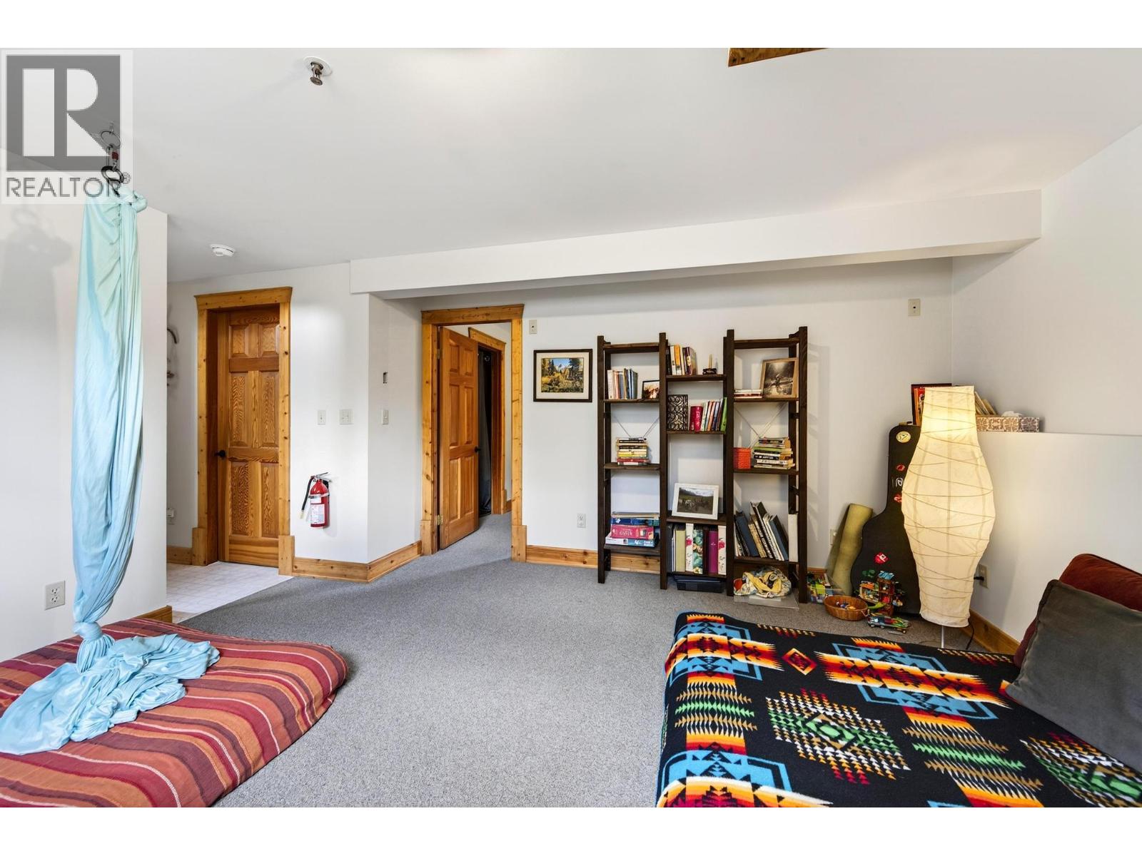 2487 Seward Rd, Golden, British Columbia  V0A 1H1 - Photo 44 - 10385861