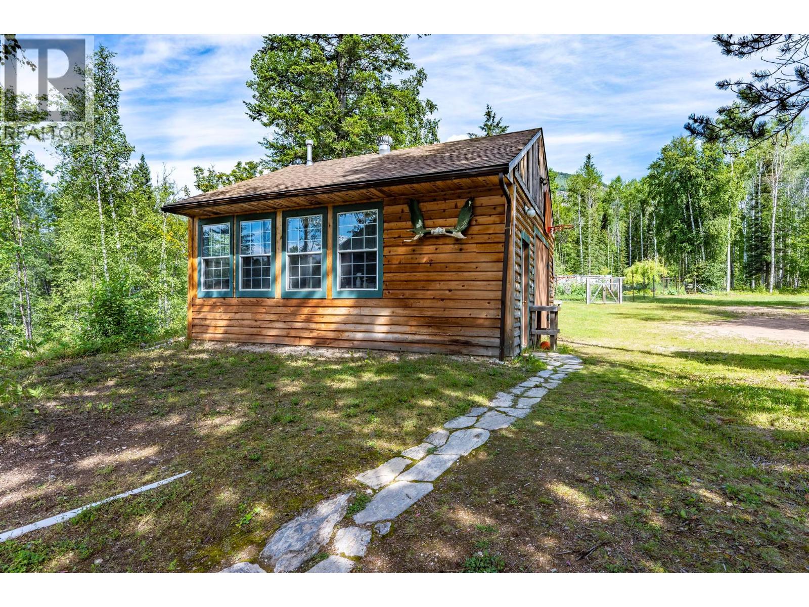 2487 Seward Rd, Golden, British Columbia  V0A 1H1 - Photo 52 - 10385861