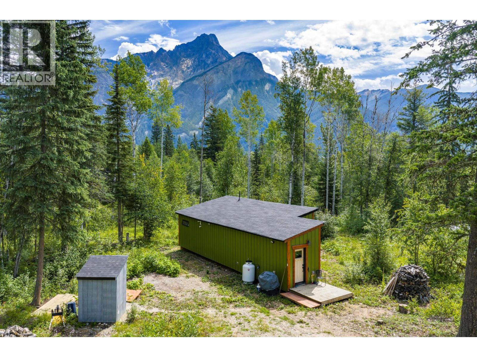 2487 Seward Rd, Golden, British Columbia  V0A 1H1 - Photo 63 - 10385861
