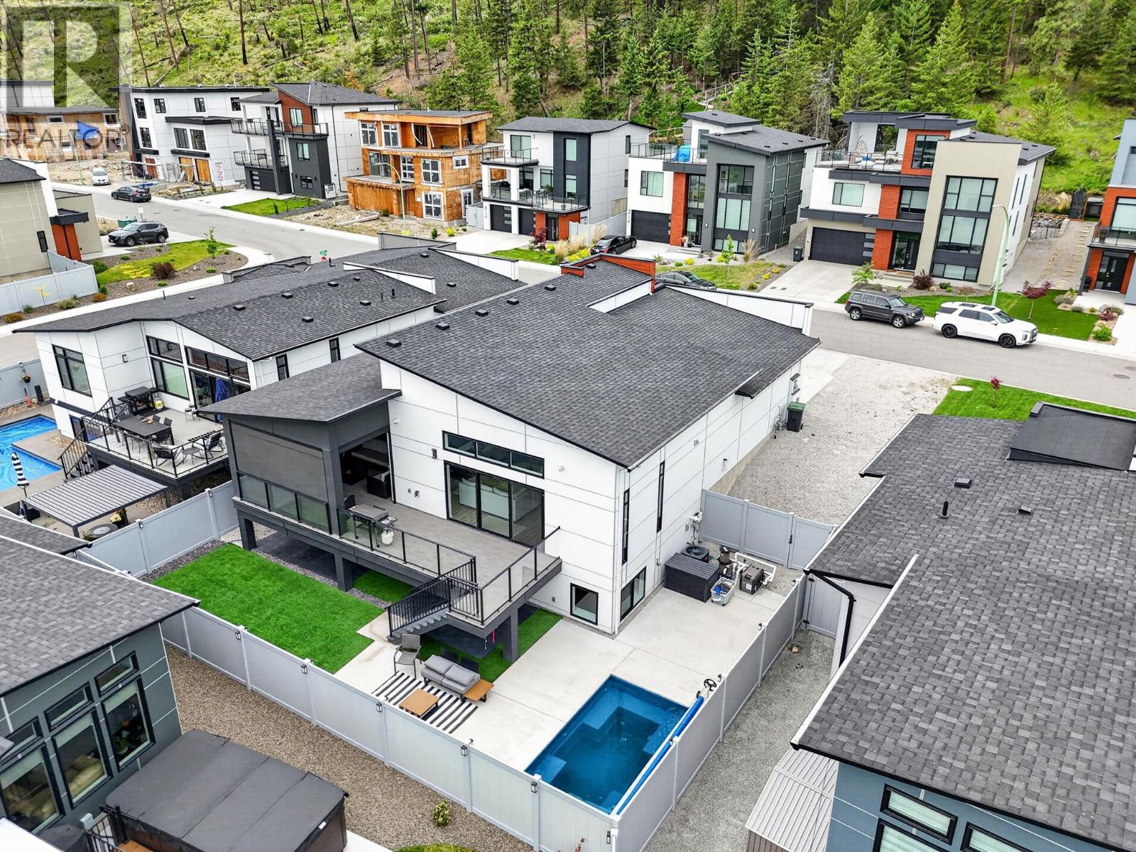 3717 Astoria Drive, West Kelowna, British Columbia  V4T 0B1 - Photo 5 - 10386930