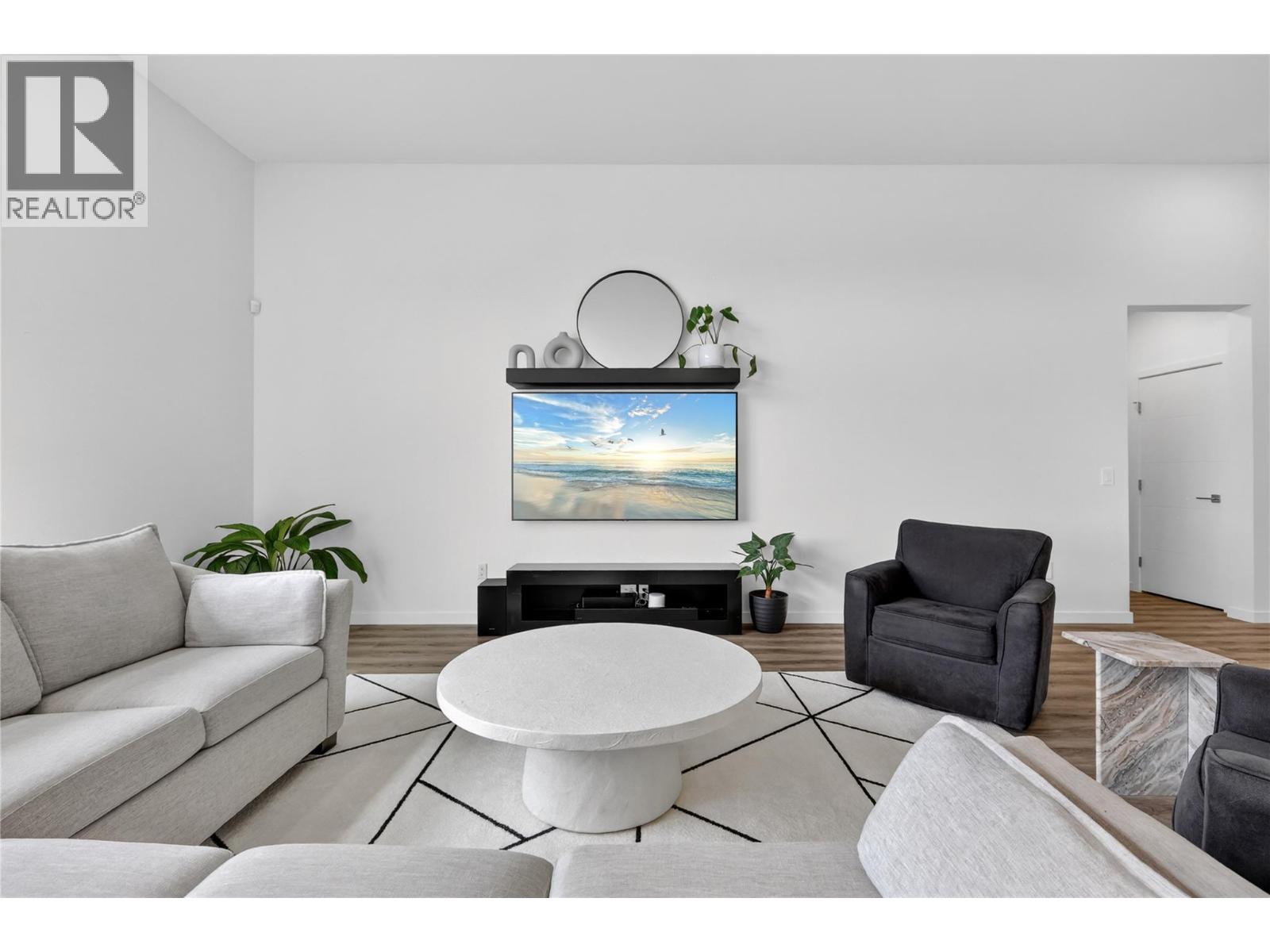3717 Astoria Drive, West Kelowna, British Columbia  V4T 0B1 - Photo 9 - 10386930