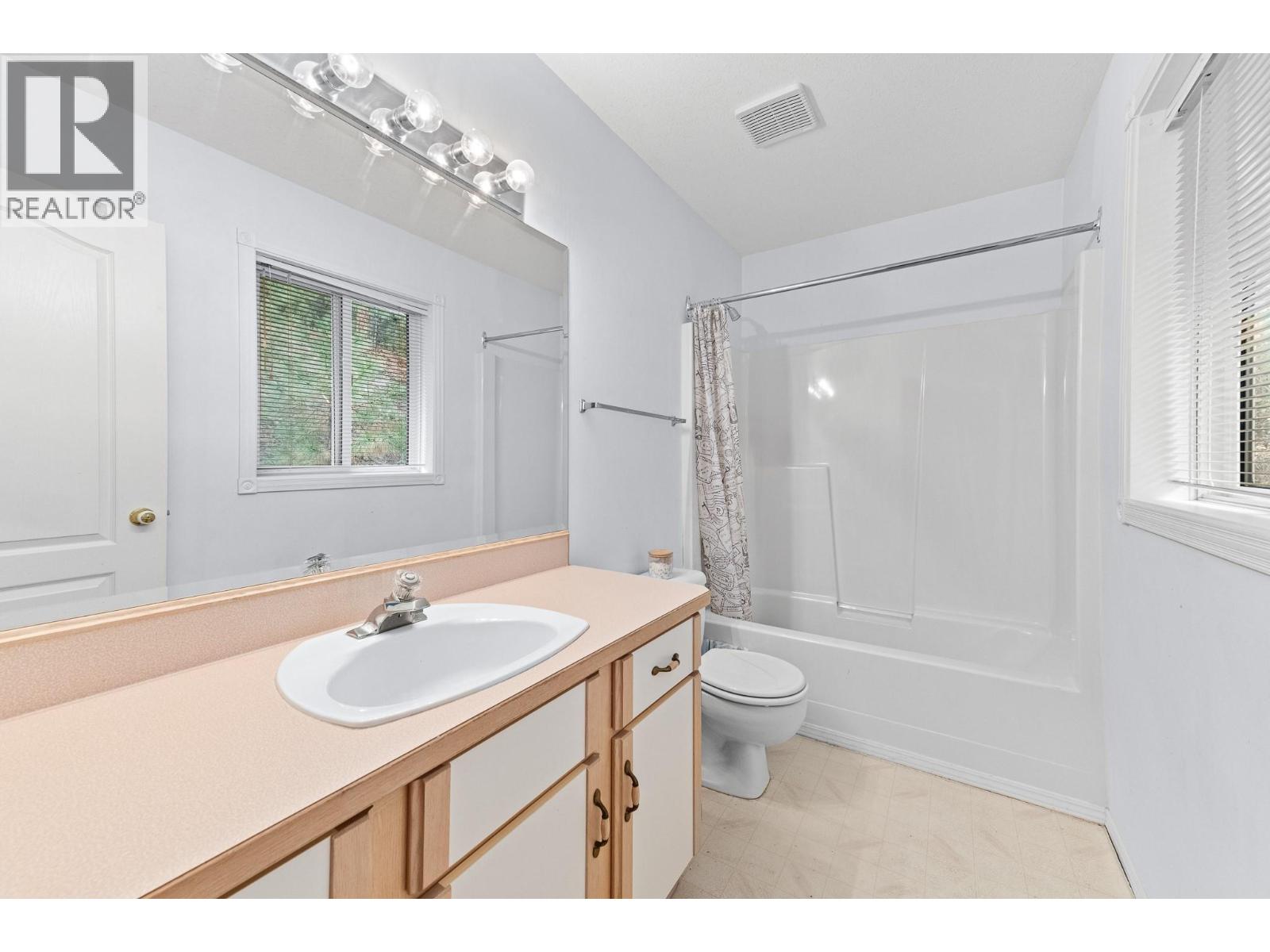 3257 Juniper Drive, Naramata, British Columbia  V0H 1N1 - Photo 29 - 10386889