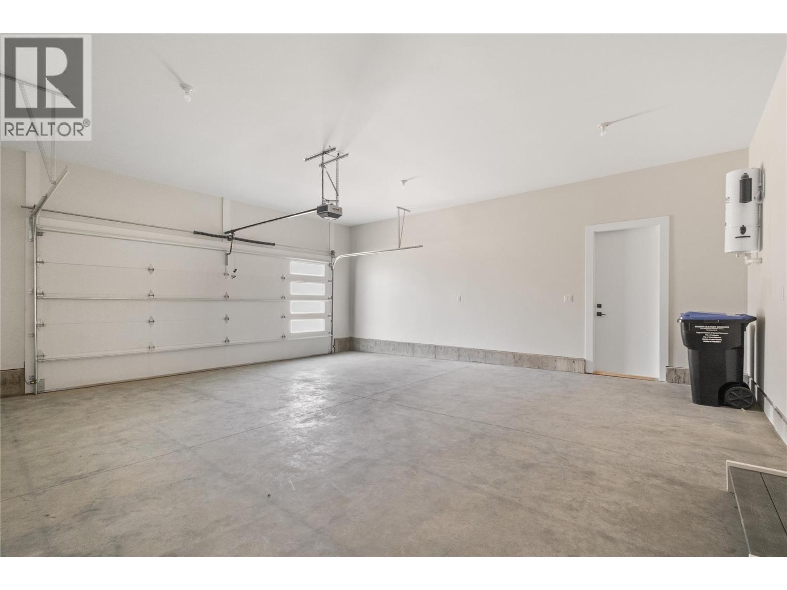258 Summer Wood Drive, Kelowna, British Columbia  V1V 0C9 - Photo 33 - 10386831