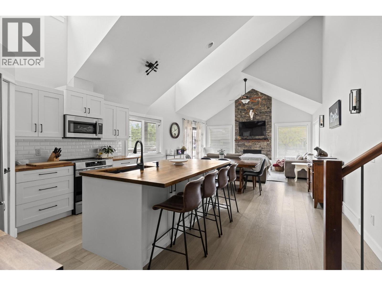 2079 Shelby Crescent, west kelowna, British Columbia