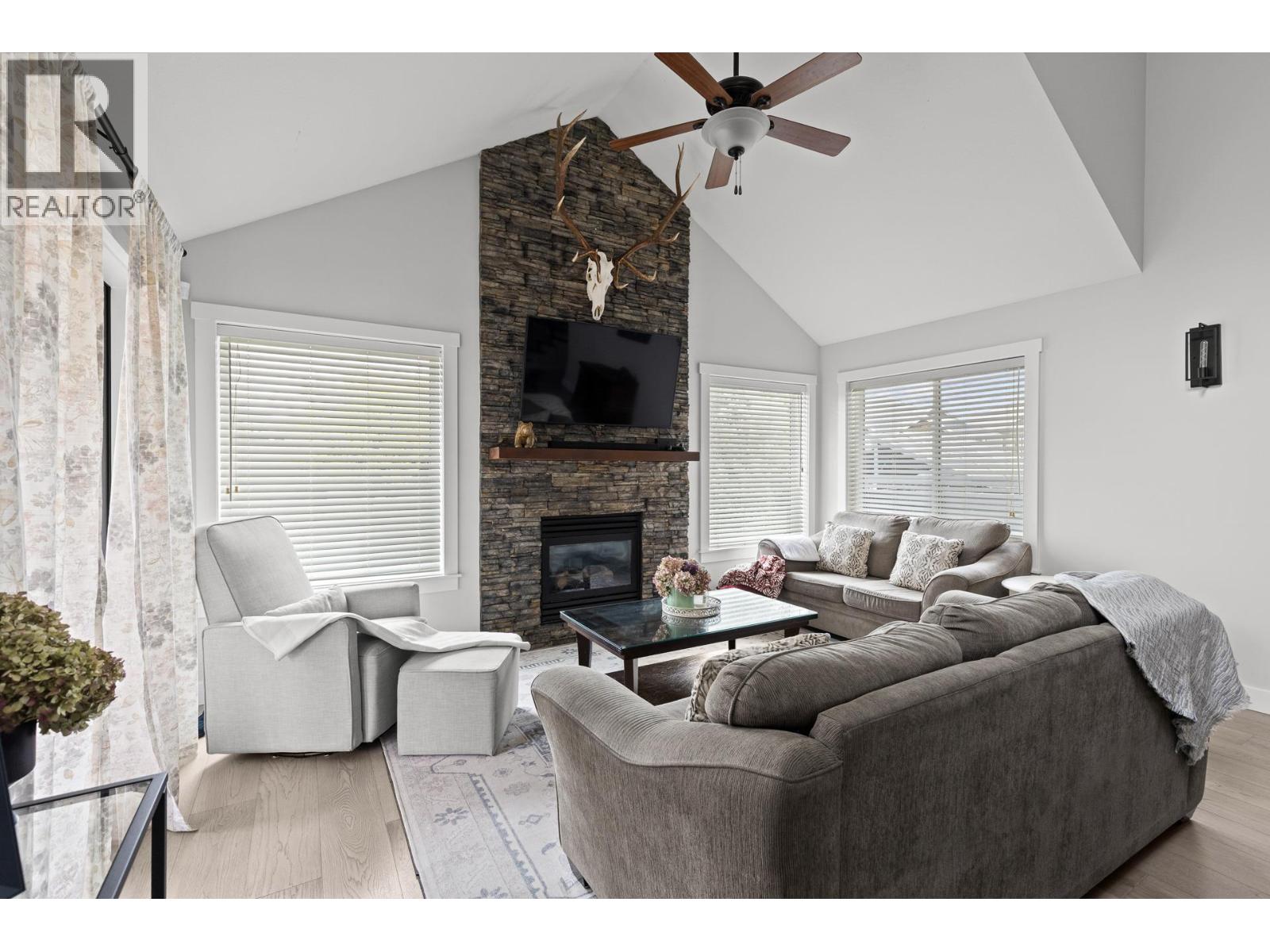 2079 Shelby Crescent, West Kelowna, British Columbia  V4T 3A9 - Photo 12 - 10387016