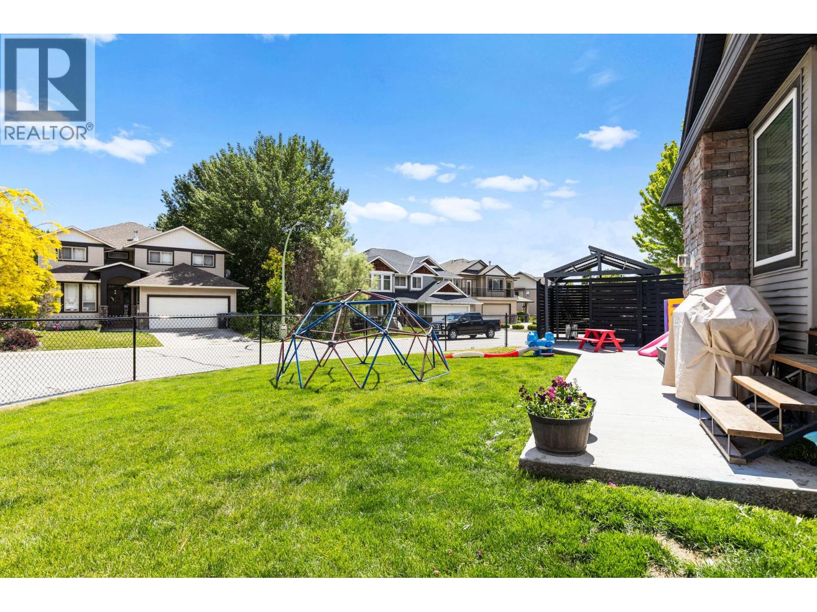 2079 Shelby Crescent, West Kelowna, British Columbia  V4T 3A9 - Photo 45 - 10387016
