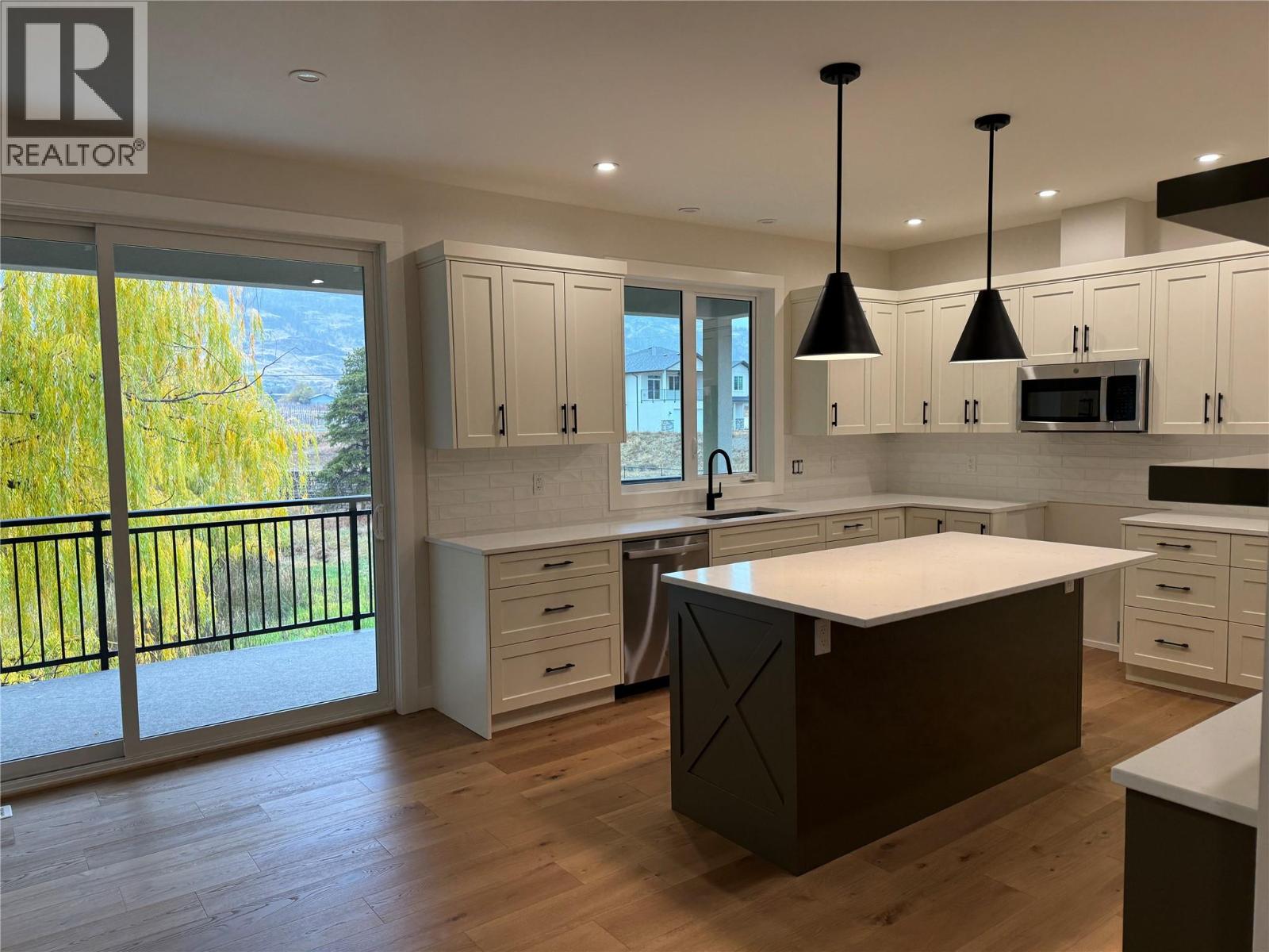 3620 Lobelia Drive, Osoyoos, British Columbia  V0H 1V1 - Photo 8 - 10386998